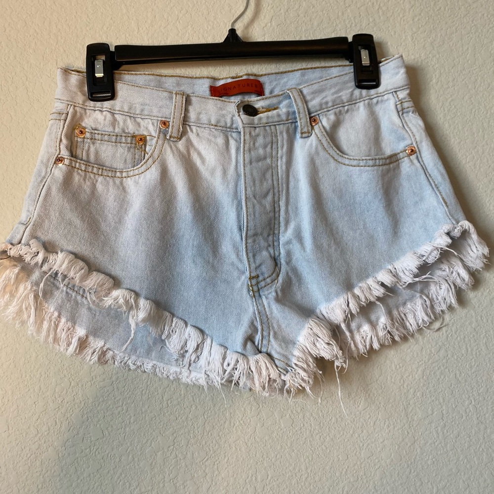 Signature 8 Cutoff Jean Shorts Light Wash Boutique